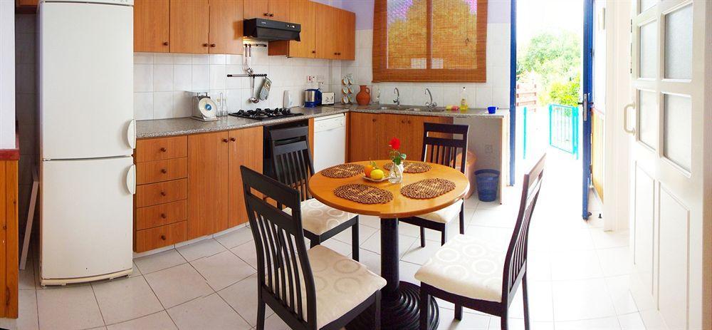 Kavalla Forest Villas Пафос Экстерьер фото